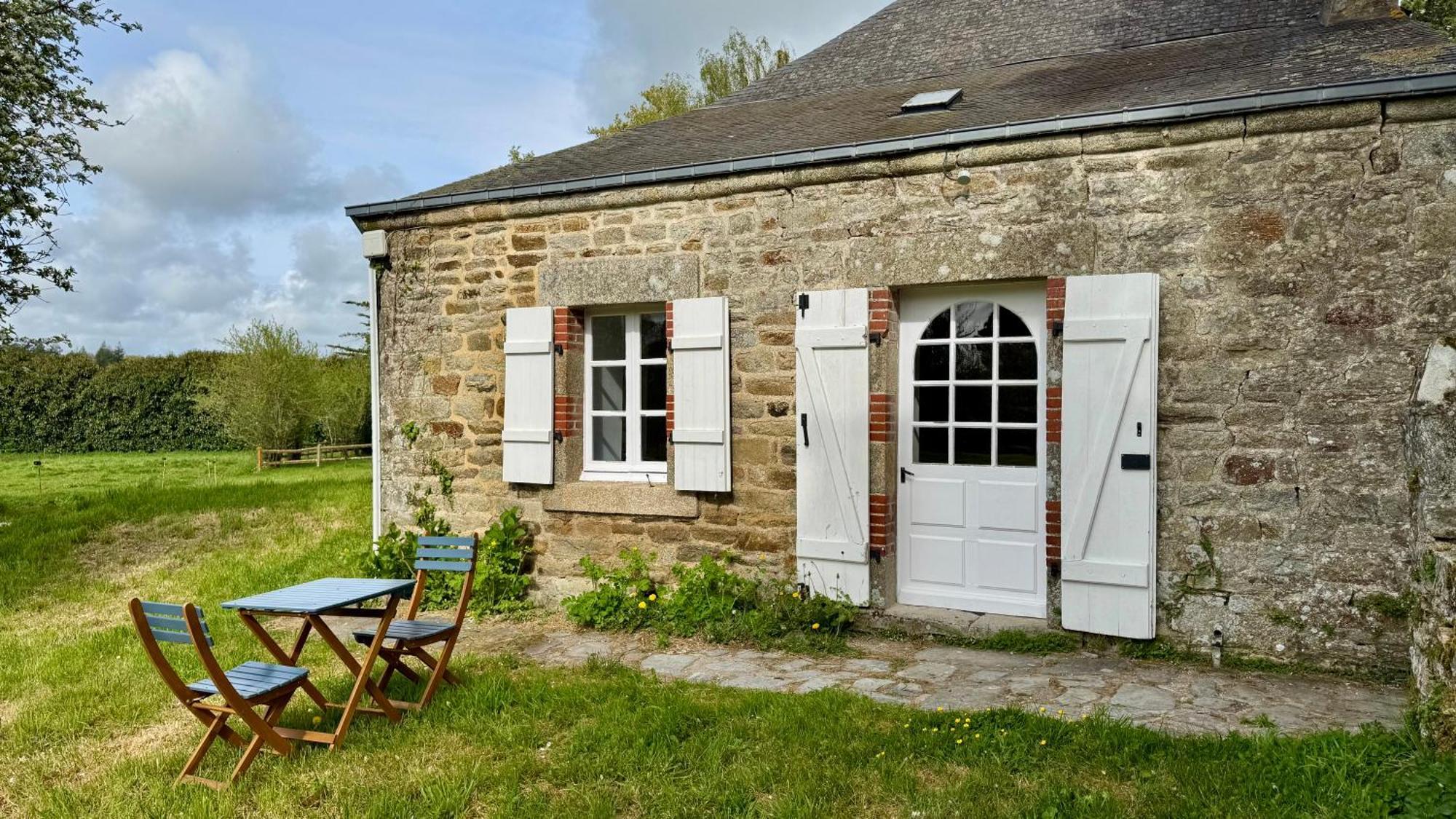 Gite De Couple Cosy Avec Vue Sur Chateau Tremohar - Golfe Du Morbihan, 20 Min De Vannes Berric Exterior photo